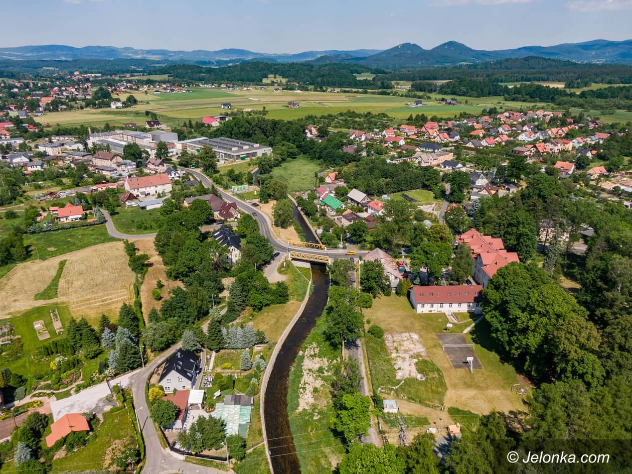 Mysłakowice: Są pieniądze na drogę w Łomnicy i Mysłakowicach
