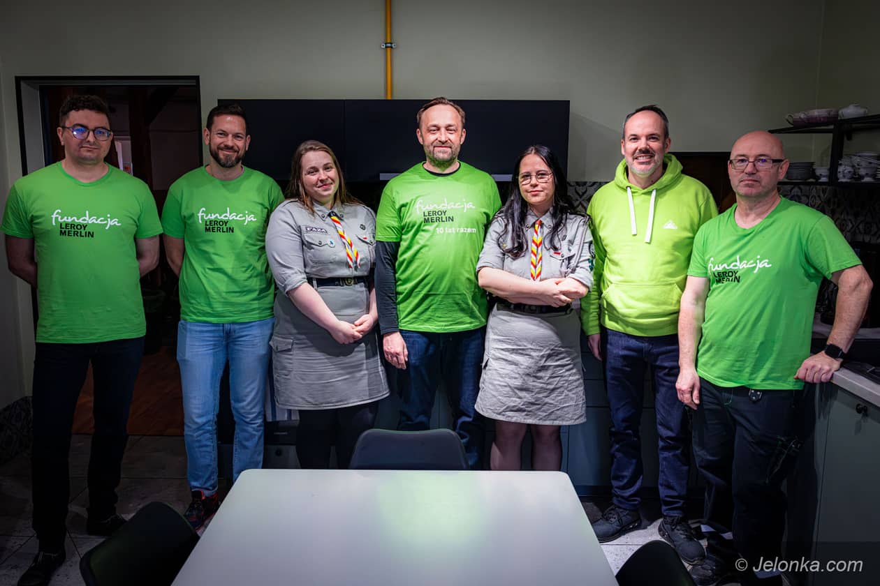 Jelenia Góra: Harcerska kuchnia bez barier. Leroy Merlin remontuje Dom Harcerza w Jeleniej Górze