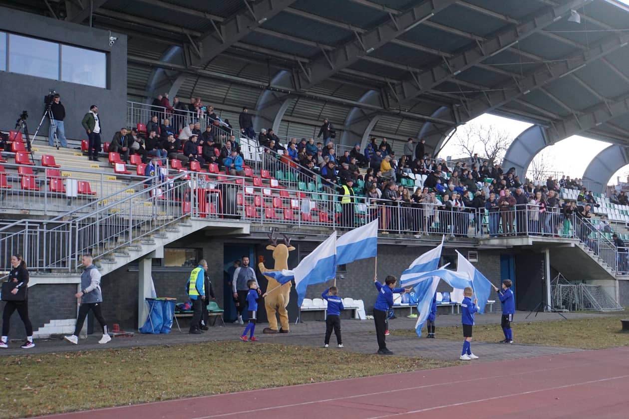 Jelenia Góra: Okradli niepełnosprawnego kibica. Walczą o haniebny tytuł "Dzbanów Roku"