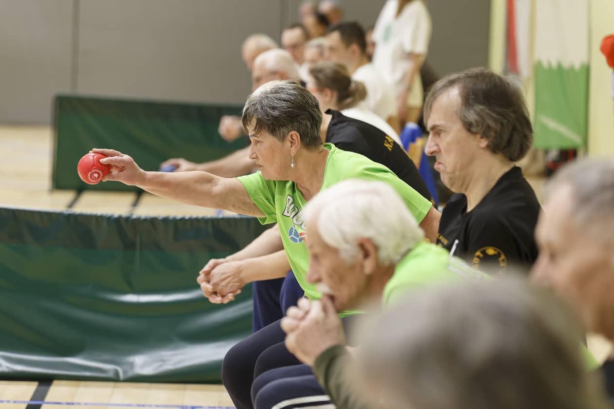 Jelenia Góra: Rzucali kulami w Jeleniej Górze