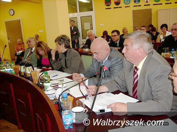 Wałbrzych: Zarząd powiatu wałbrzyskiego niegospodarny?