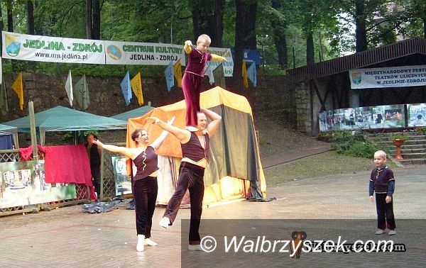 REgion, Jedlina-Zdrój: Teatry wygrały z deszczem
