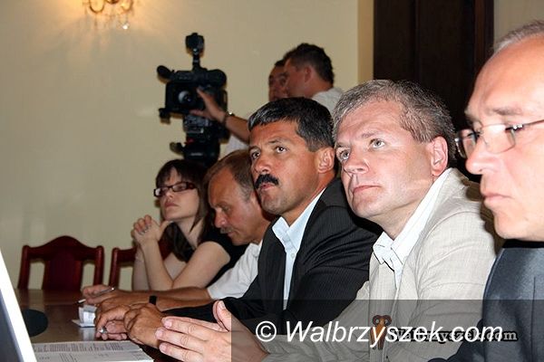 Wałbrzych: Remonty, remonty i... dziury w drogach