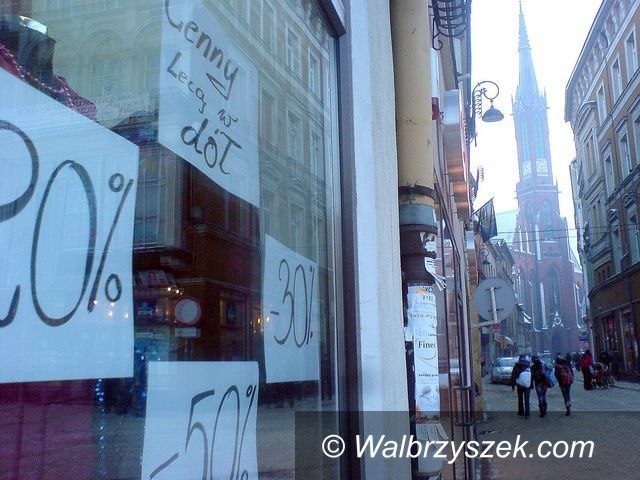 Wałbrzych: Ruszyły wyprzedaże