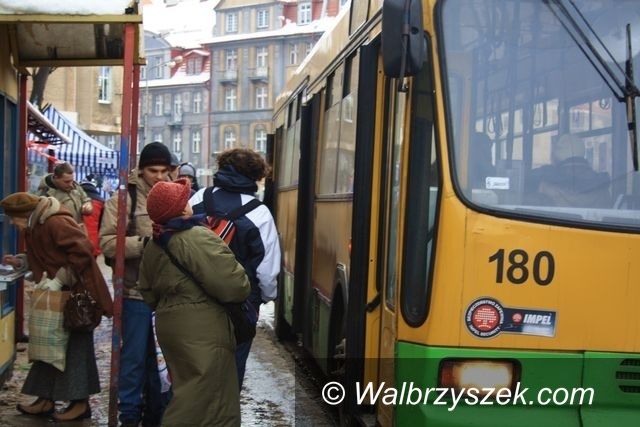Wałbrzych: Autobusy też mają ferie