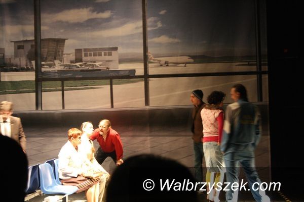 Wałbrzych: Boccaccio na lotnisku