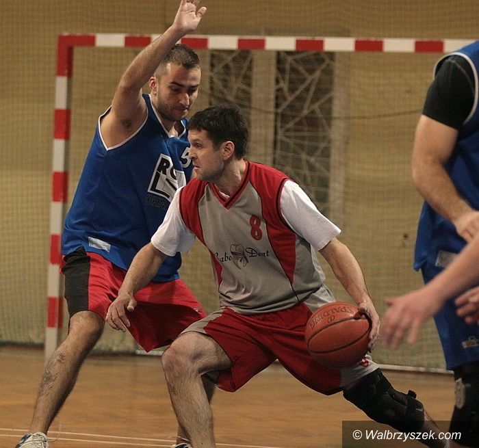 Wałbrzych, OSiR: OBL: Sensacje w OSiR Basket Lidze