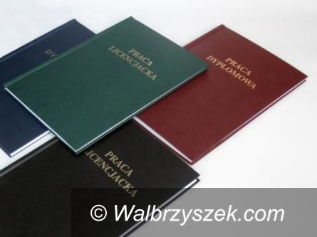 REGION: Napisz pracę i wygraj pieniądze