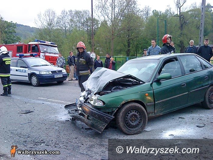 REGION, Jedlina-Zdrój: Wypadek w Jedlinie–Zdroju – kilka osób poszkodowanych