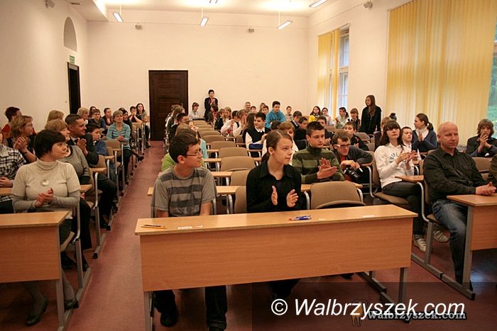 Wałbrzych: Młodzi przyrodnicy rywalizowali w PWSZ