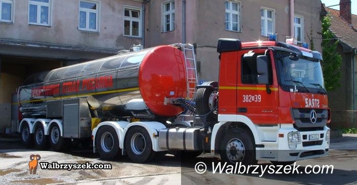 Wałbrzych: Strażacy mają nowy wóz