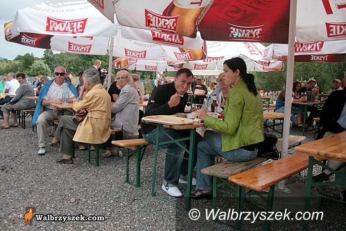 REGION, Głuszyca/Łomnica: Łomnicki pstrąg przy muzyce ludowej