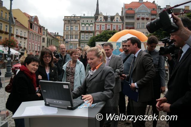 Wałbrzych: Wpadnij na lotnisko do Rynku