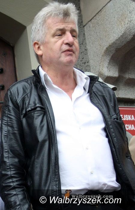 Wałbrzych: Politycy o sytuacji pod pałacem prezydenckim