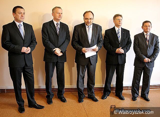 Wałbrzych: Burmistrzowie popierają Tutaja