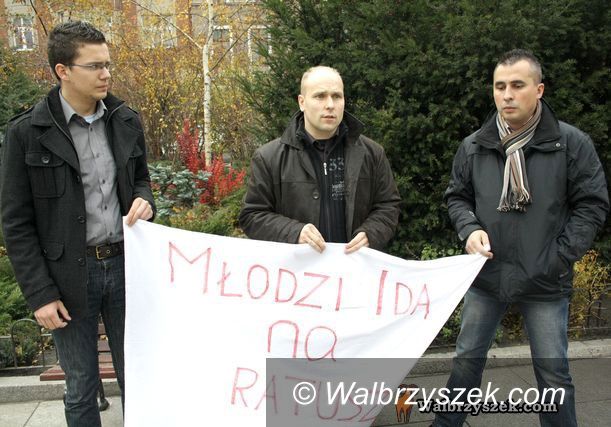 Wałbrzych: To idzie młodość, młodość, młodość
