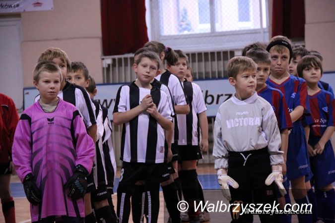 Wałbrzych: Gryf Świdnica triumfuje w Turnieju Mikołajkowym