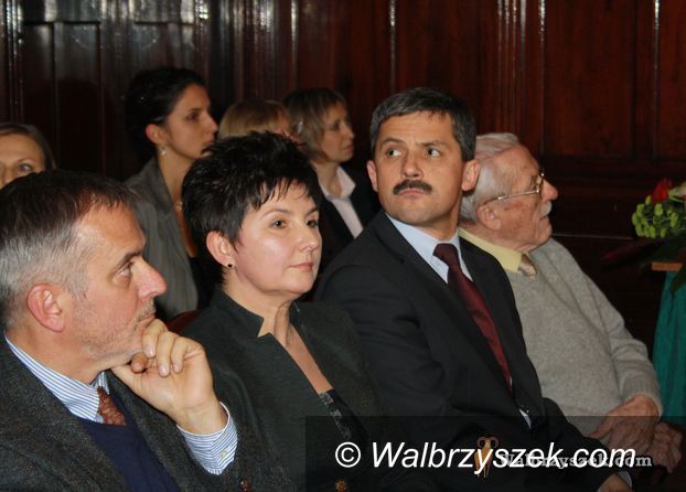 Wałbrzych: Zaprzysiężenie prezydenta