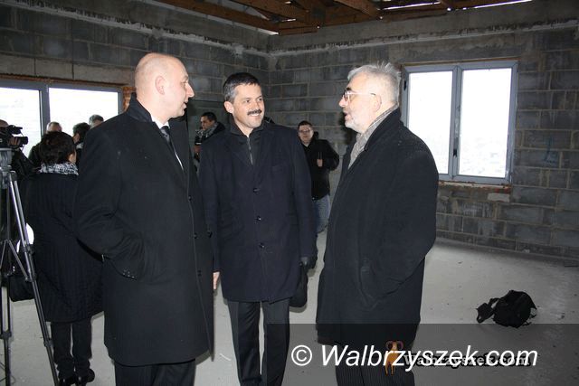 Wałbrzych: Wojewoda zwiedził strażnicę