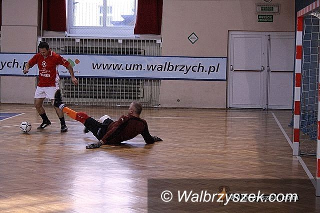 Wałbrzych: Jutro IV runda oldboyów