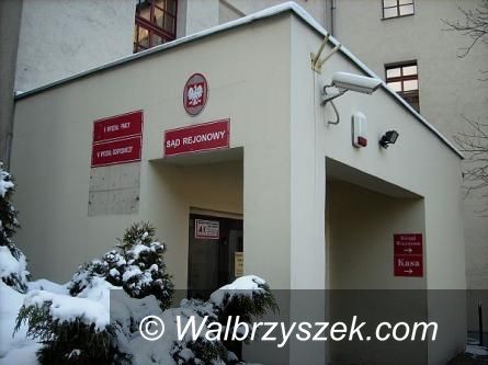 REGION, Szczawno-Zdrój: Napad z&#8230; odmrażaczem w ręku