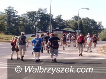 powiat wałbrzyski: Turyści przywitali wiosnę
