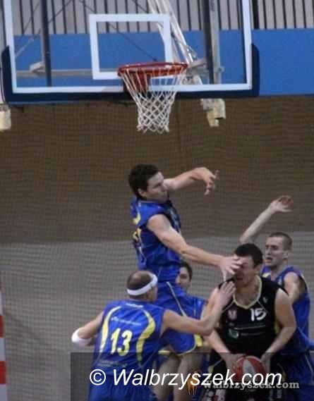 III-liga koszykarzy: Górnik Nowe Miasto sprowadzony na ziemię, przegrywamy na koniec ze Stalą
