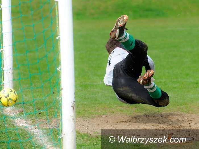 klasa A: Czołowa trójka odskakuje, podsumowanie futbolowej klasy A