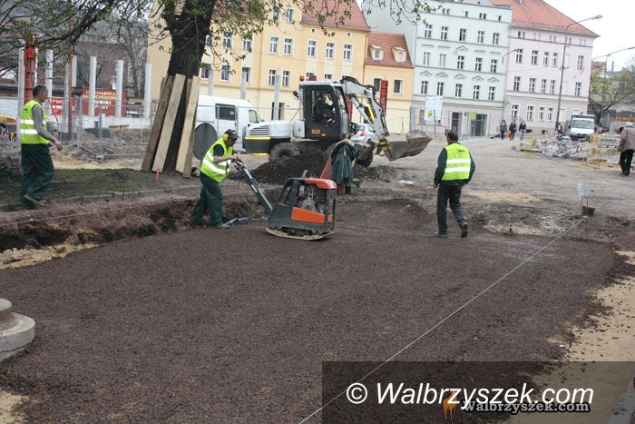 Wałbrzych: Nowe oblicze Placu Teatralnego