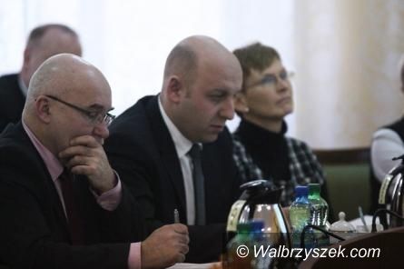Wałbrzych: W piątek spotkają się powiatowi radni