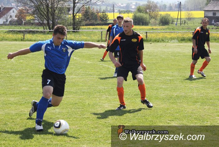 Borówno: Piłkarska klasa B: Rezerwy Górnika wygrały w 10–osobowym składzie