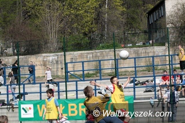 Wałbrzych: Piłkarze Victorii zagrają w wielkim finale