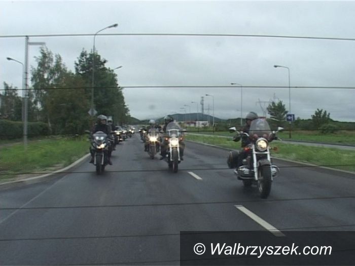 Wałbrzych: Dotarł do wyborców na motocyklu