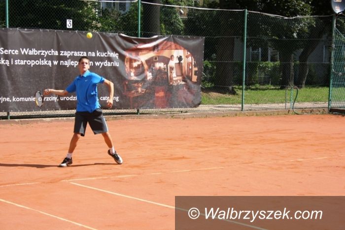 Szczawno-Zdrój: Zawodnicy MKS–u Szczawno–Zdrój triumfowali
