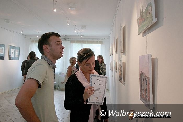 Wałbrzych: Utrwalają Wałbrzych ku pamięci