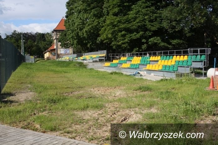 Szczawno-Zdrój: Sprawdził się czarny scenariusz – MKS całą jesień zagra na wyjazdach