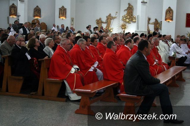 Wałbrzych: Jubileusz Parafii Podwyższenia Krzyża Świętego