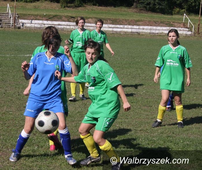 Czarny Bór: III liga piłki nożnej kobiet: Lesk Czarny Bór – Gwarek Wałbrzych 0–14