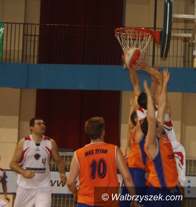 Wałbrzych: III liga koszykówki: KK Promet Wałbrzych – Tytan Jawor 111–45