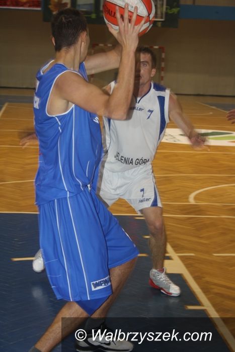 Wałbrzych: III liga koszykówki: Górnik Wałbrzych – Spartakus Jelenia Góra 63–123