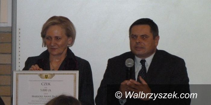 Wałbrzych: Najlepsi studenci odebrali dyplomy