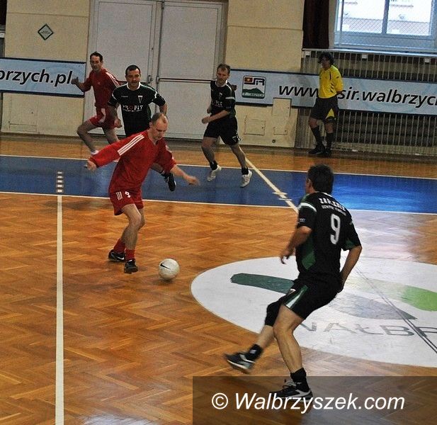 Wałbrzych: Oldboye rozpoczęli zmagania