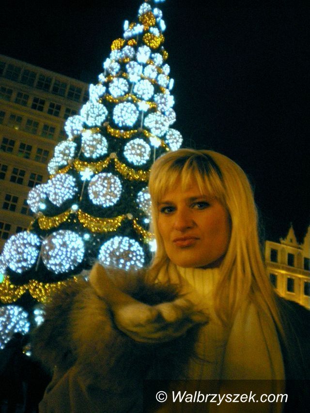 Wałbrzych/Wrocław: Edyta Nawrocka zaśpiewała podczas Jarmarku Bożonarodzeniowego we Wrocławiu