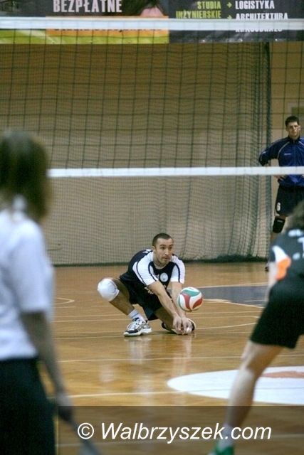 Wałbrzych: II liga siatkówki: Victoria pewnie pokonała DelicPol