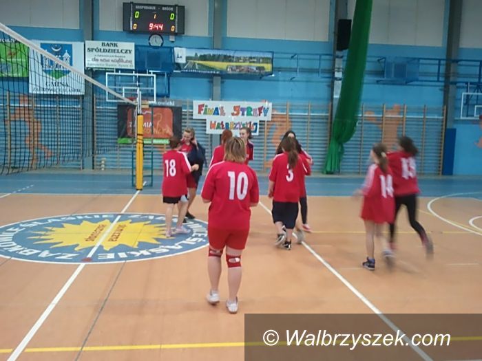 Ząbkowice Śląskie: Brąz dla GP z Głuszycy w finale strefy w siatkówce