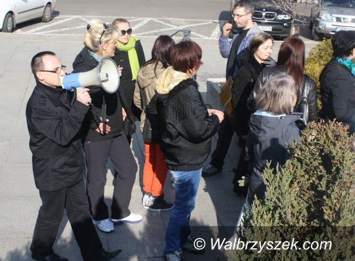 Wałbrzych: Powitali wiosnę, pożegnali radnych