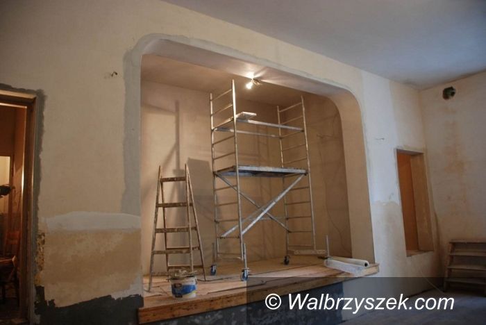 Głuszyca: Świetlica wiejska w Kolcach zmienia swoje oblicze