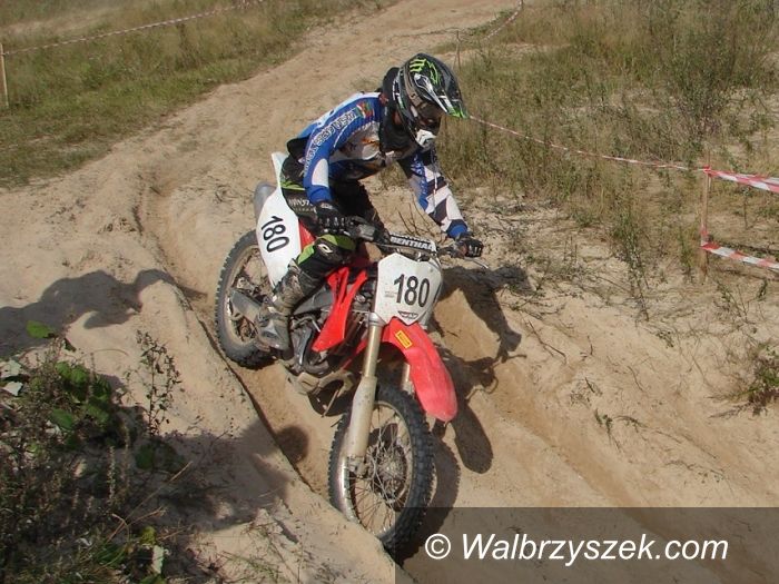 Kraj: Juniorzy z sekcji motocrossowej bezkonkurencyjni  w Palisadowie