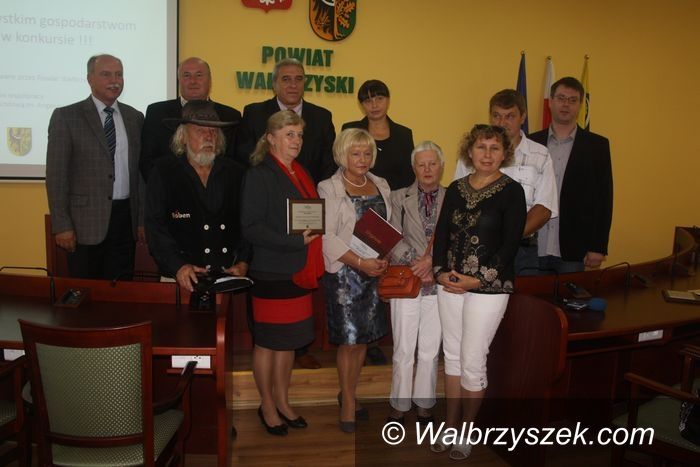 powiat wałbrzyski: Właściciele gospodarstw agroturystycznych nagrodzeni