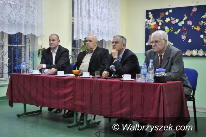 Wałbrzych: „Nie będę obiecywał gruszek na wierzbie” – prezydent na spotkaniu z mieszkańcami Podgórza